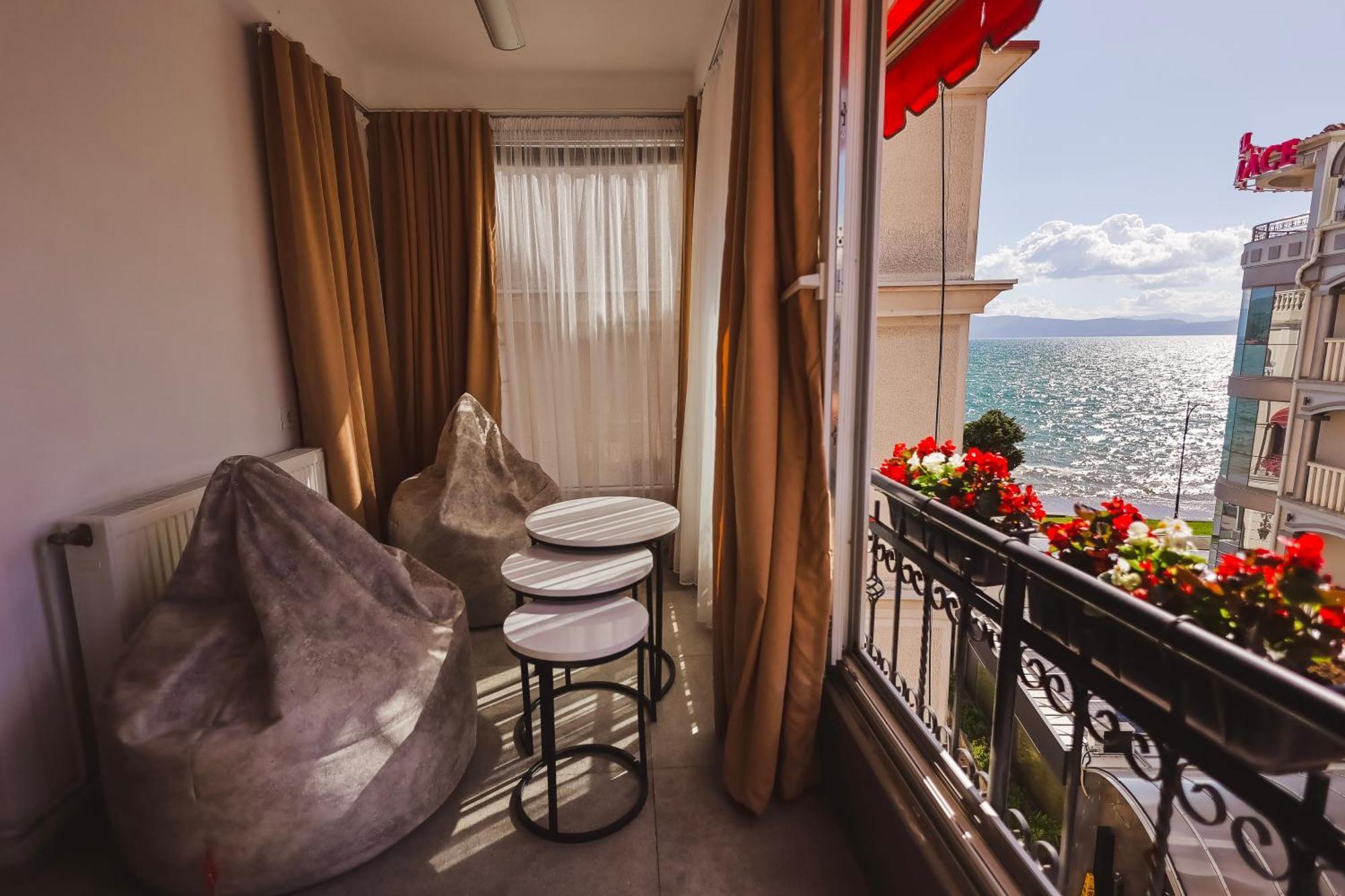 Ammotti Hotel โอครีด ภายนอก รูปภาพ