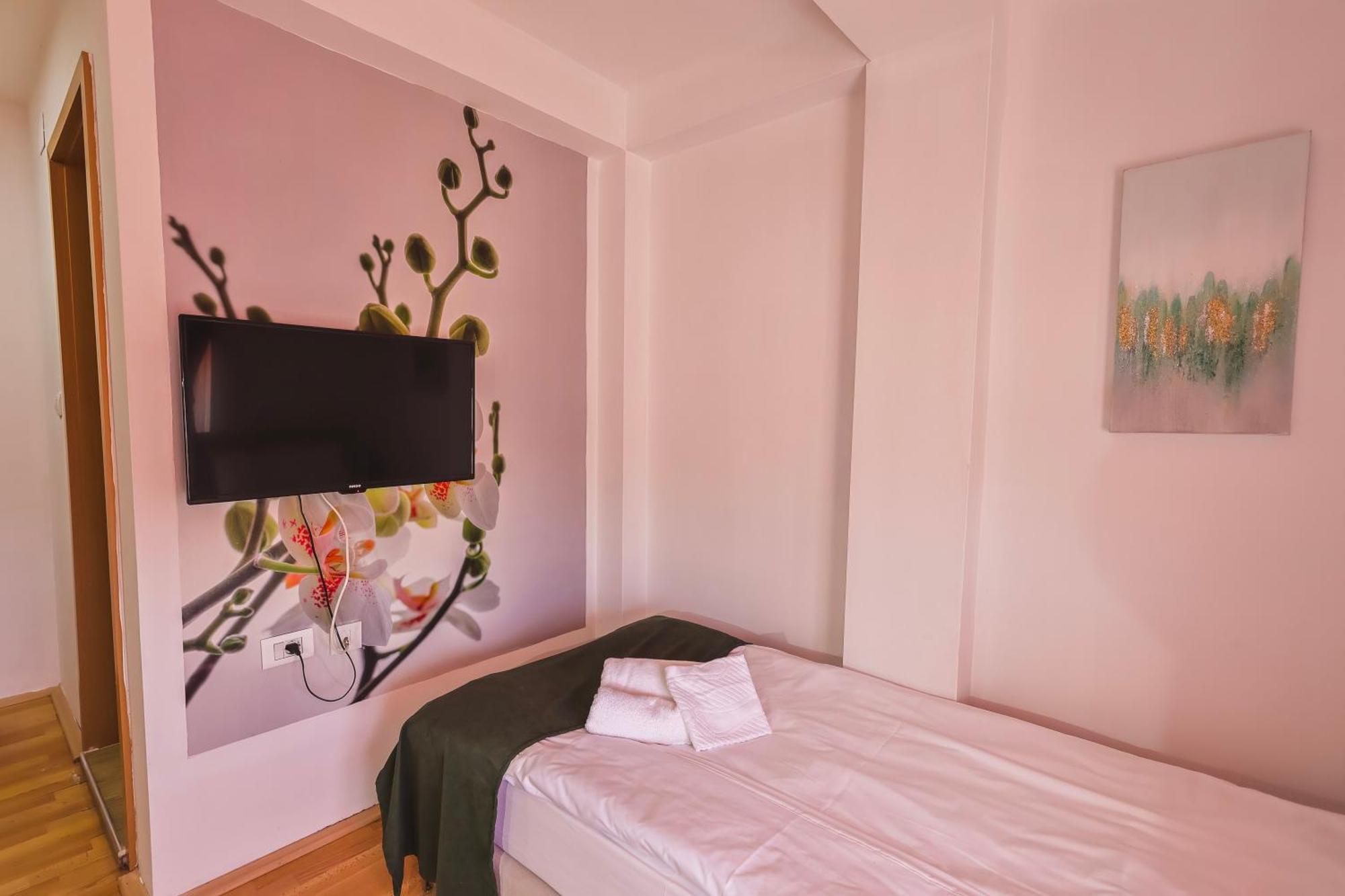 Ammotti Hotel โอครีด ภายนอก รูปภาพ