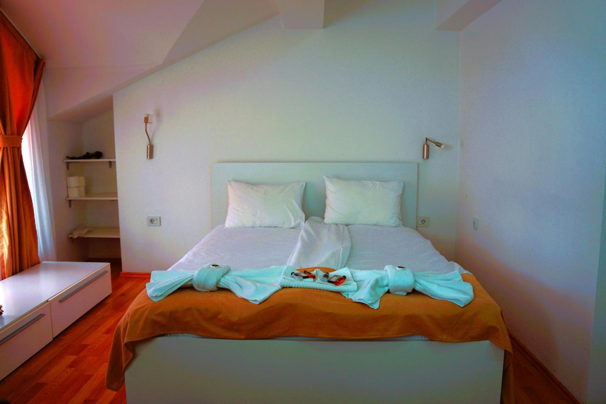 Ammotti Hotel โอครีด ภายนอก รูปภาพ